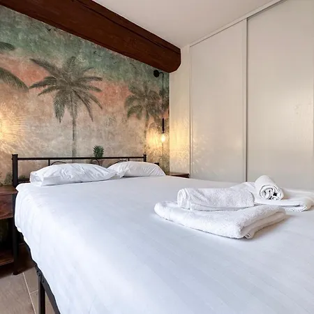 Mace Avec Dans Quartier Historique Exclusif Calme Coeur D'antibes Appartamento *
