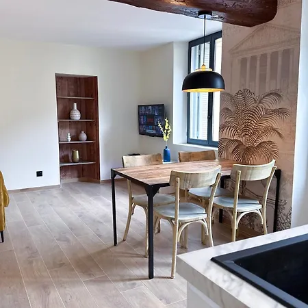 Mace Avec Dans Quartier Historique Exclusif Calme Coeur D'antibes Appartamento *